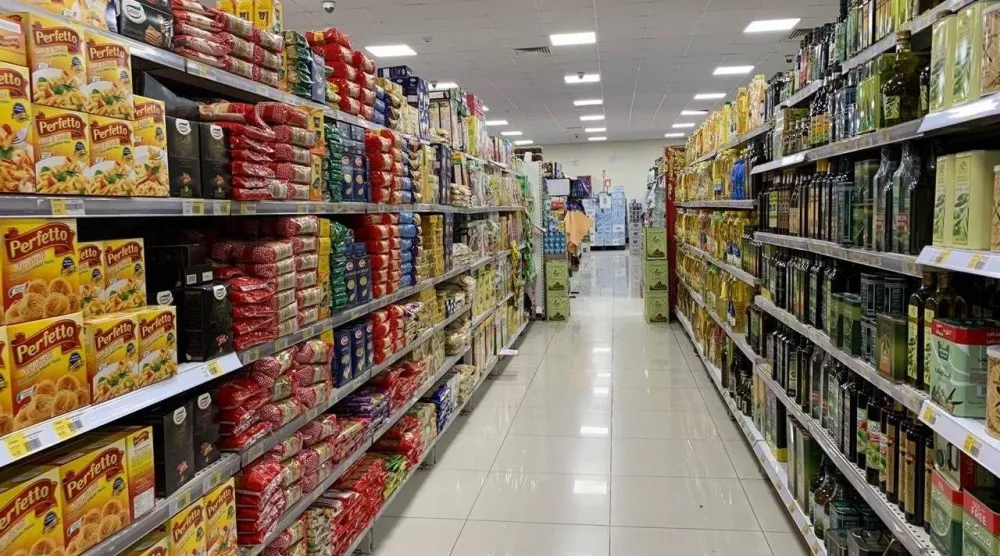 منتجات غذائية في إحدى الأسواق السعودية (واس)