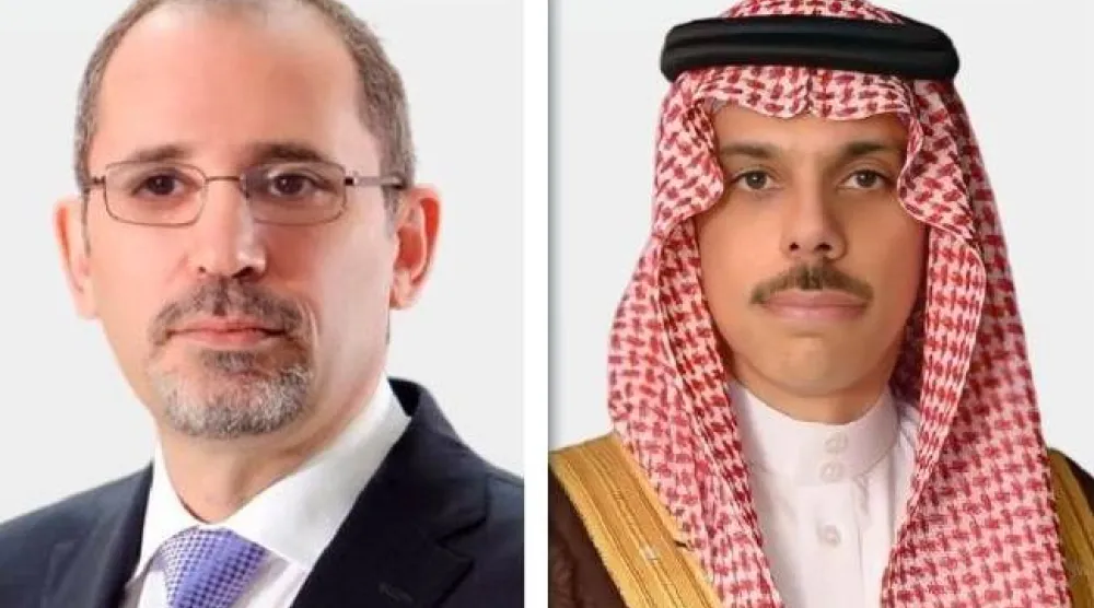الأمير فيصل بن فرحان وزير الخارجية السعودي وأيمن الصفدي نائب رئيس الوزراء وزير الخارجية الأردني (الشرق الأوسط)