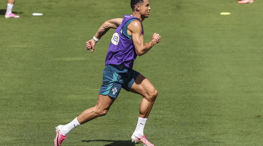 كريستيانو رونالدو قائد منتخب البرتغال (إ.ب.أ)