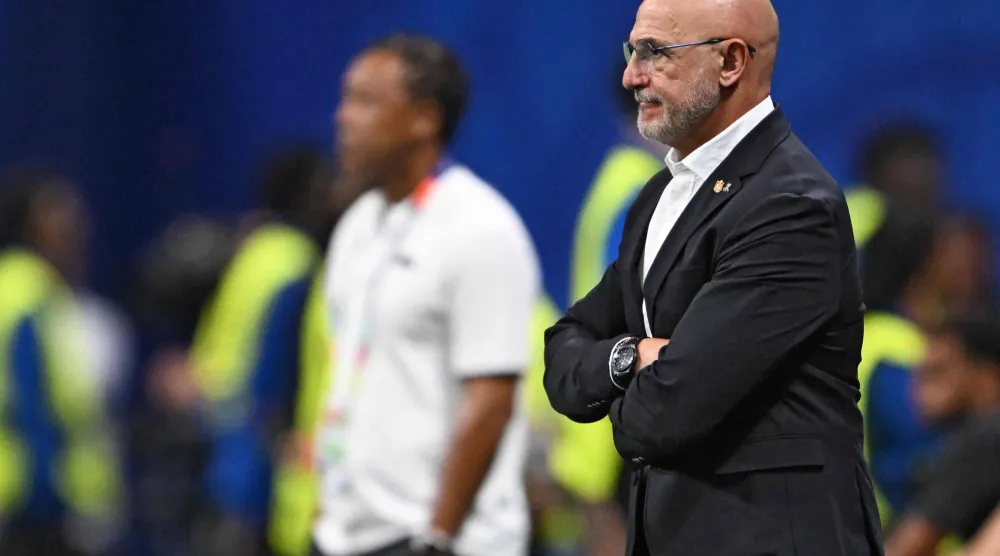 لويس دي لا فوينتي مدرب منتخب إسبانيا (أ.ف.ب)