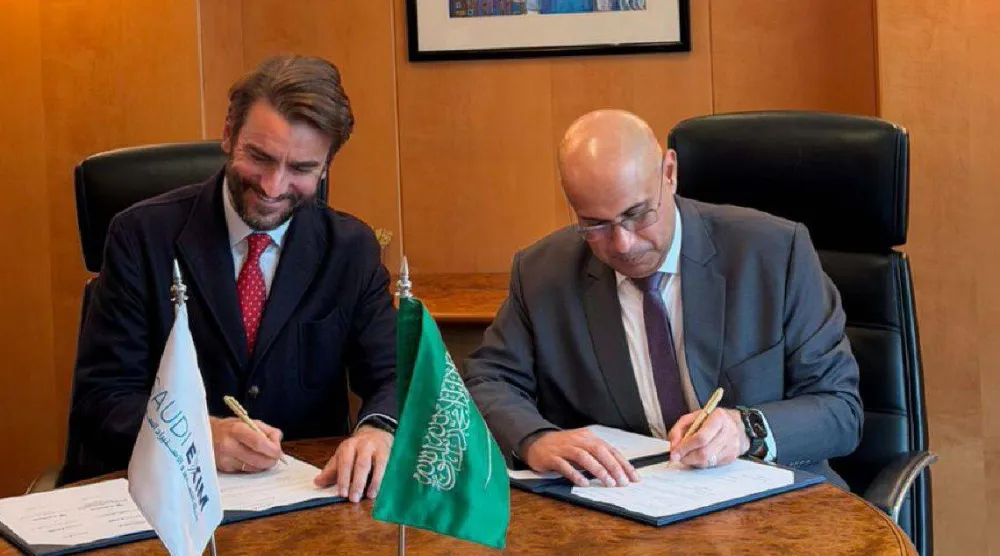 جانب من توقيع المذكرة بين بنك التصدير والاستيراد السعودي ووكالة ائتمان الصادرات الإسبانية (الشرق الأوسط)