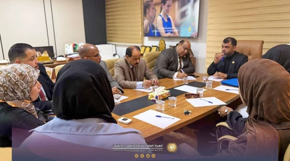 اجتماع الهيئة العامة للخيالة والمسرح والفنون الليبية في بنغازي في مارس الماضي (صفحة الهيئة)