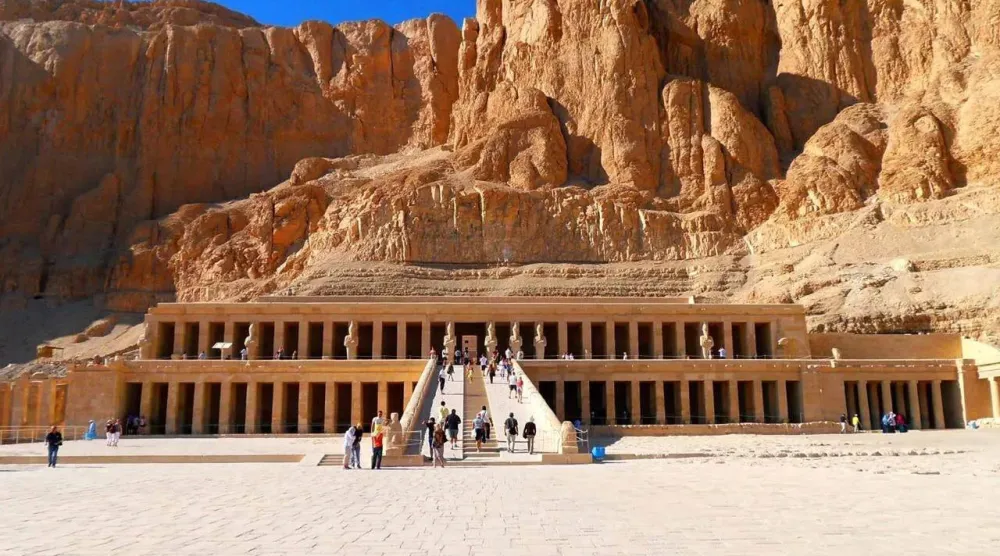 تراهن مصر على السياحة الثقافية وأنماط أخرى لجذب السائحين (وزارة السياحة والآثار)