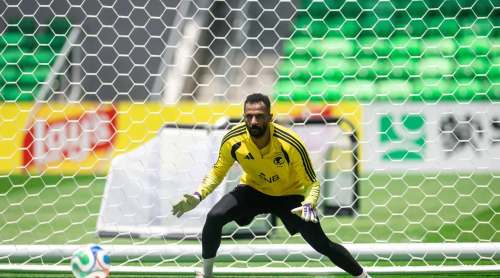 محمد العويس عاد للمشاركة في التدريبات الجماعية (المنتخب السعودي) 