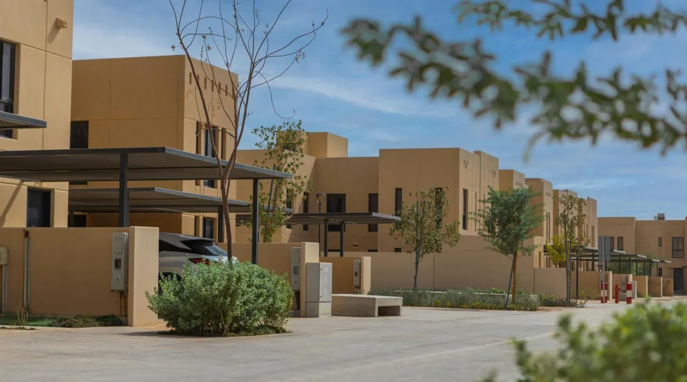 وحدات سكنية ضمن المرحلة الأولى من مشروع «سدرة» في شمال الرياض (روشن)