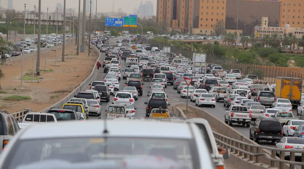 حوادث اصطدام المركبات المتحركة شكّلت النسبة الأكبر من إجمالي الحوادث المرورية خلال عام 2025 (الشرق الأوسط)