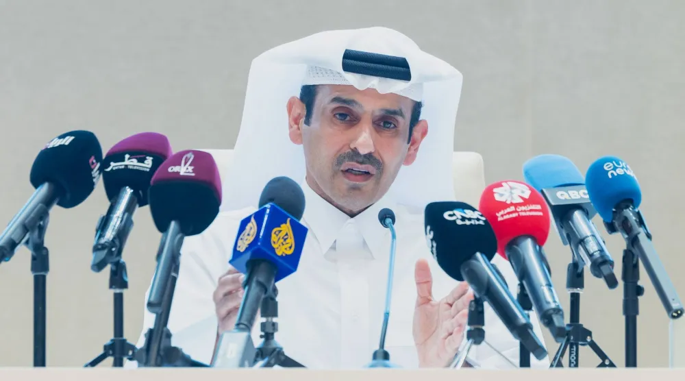 سعد الكعبي وزير الدولة القطري لشؤون الطاقة خلال المؤتمر الصحافي (قنا)