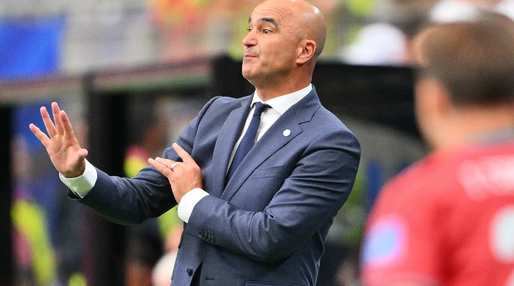 الإسباني روبرتو مارتينيز المدير الفني للمنتخب البرتغالي (إ.ب.أ)