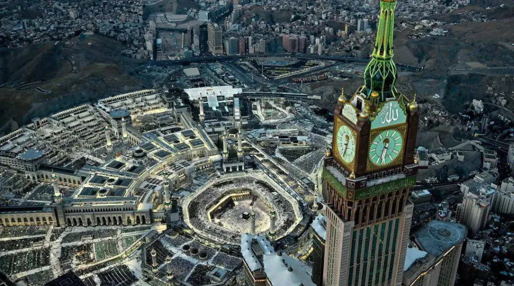 منظر علوي للحرم المكي الشريف وجانب من أفق مكة المكرمة (واس)
