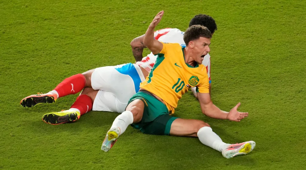 أغدين هروستيتش لاعب وسط منتخب أستراليا (أ.ب)