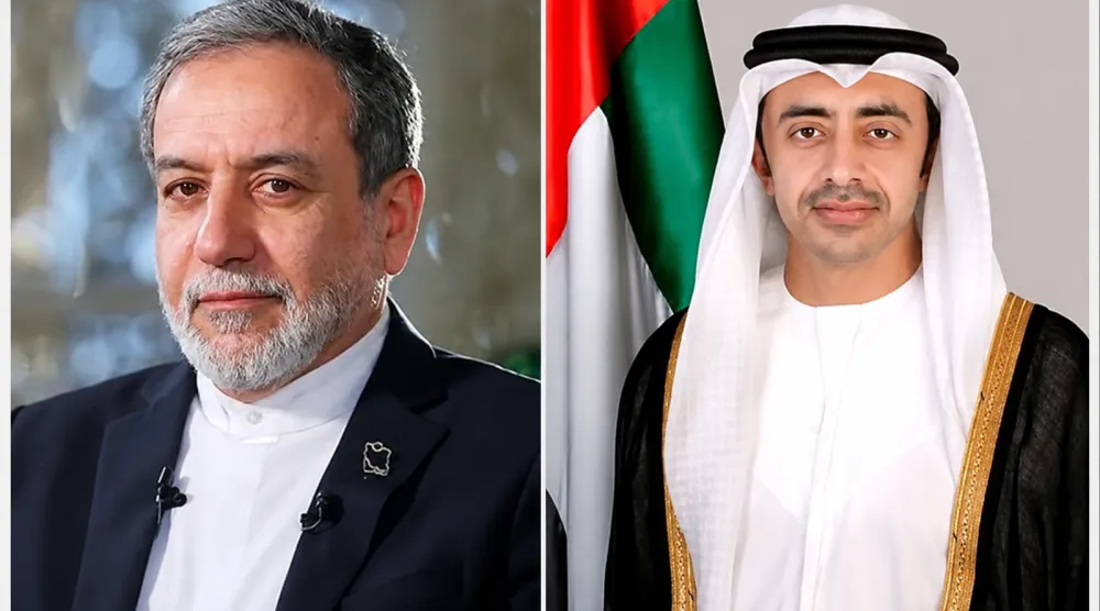 الشيخ عبد الله بن زايد آل نهيان وزير الخارجية الإماراتي وعباس عراقجي وزير الخارجية الإيراني (وام) 