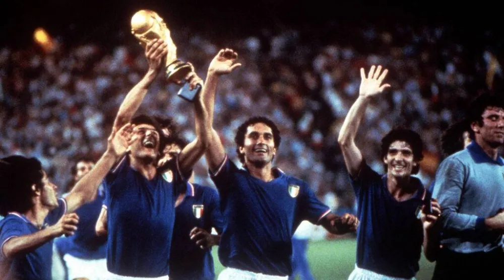 منتخب إيطاليا بطل مونديال 1982 (موقع فيفا)