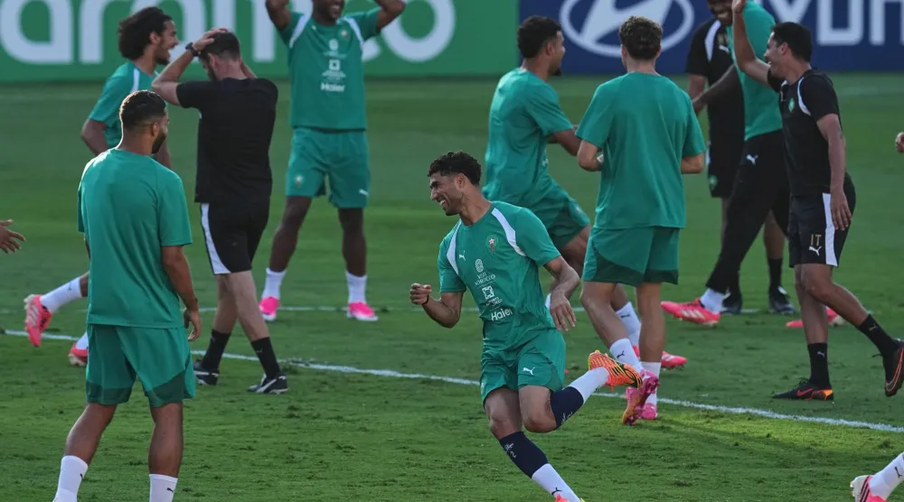المغرب سيواجه هولندا بمونتيري في مباراة تحمل الكثير من الروابط الكروية والثقافية بين الطرفين (أ.ب)