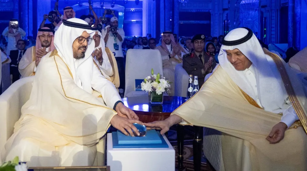 ‏نائب أمير منطقة مكة المكرمة ووزير البيئة والمياه والزراعة خلال تدشين أسبوع المياه السعودي الأول (إمارة مكة المكرمة)