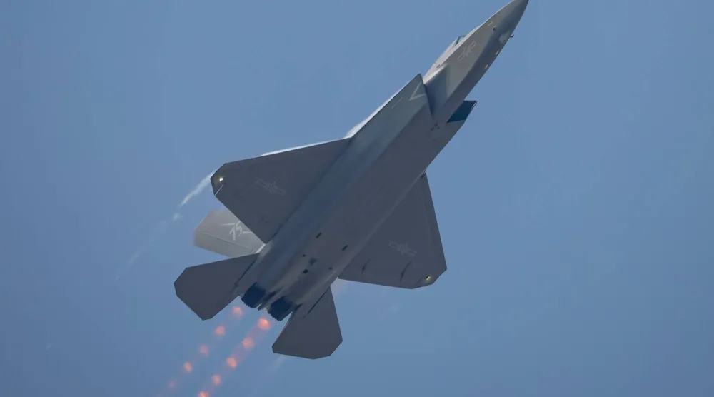مقاتلة صينية من طراز «J - 35A» (أرشيفية - رويترز)