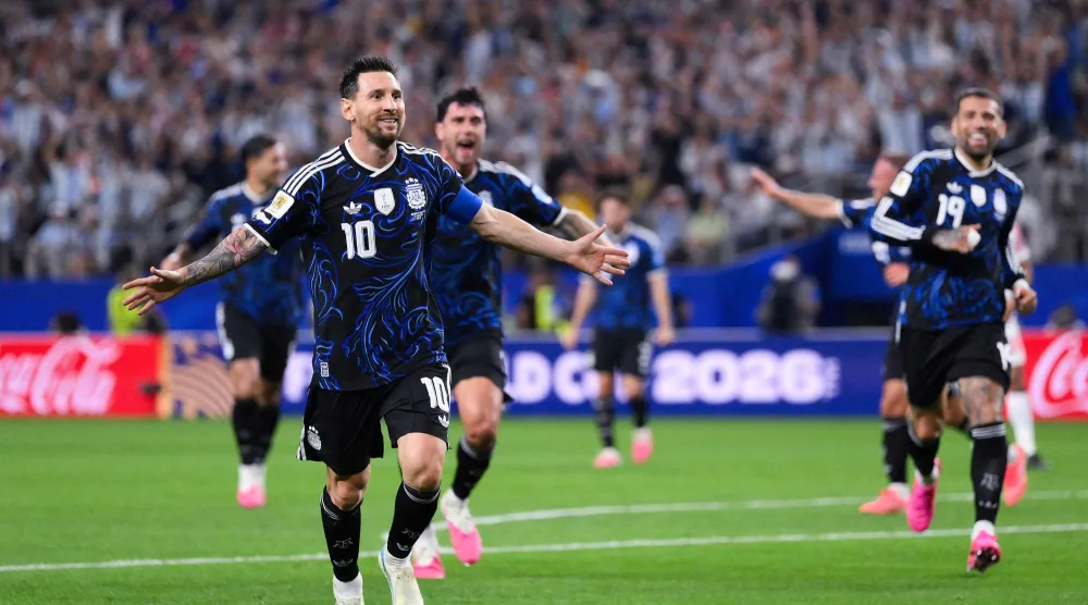 منتخب الأرجنتين «أوفر حظاً» لبلوغ نهائي المونديال (أ.ف.ب)