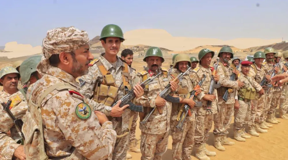 أكد بن عزيز أن العلاقة مع السعودية ليست مجرد تنسيق... بل شراكة حقيقية على الأرض (سبأ)