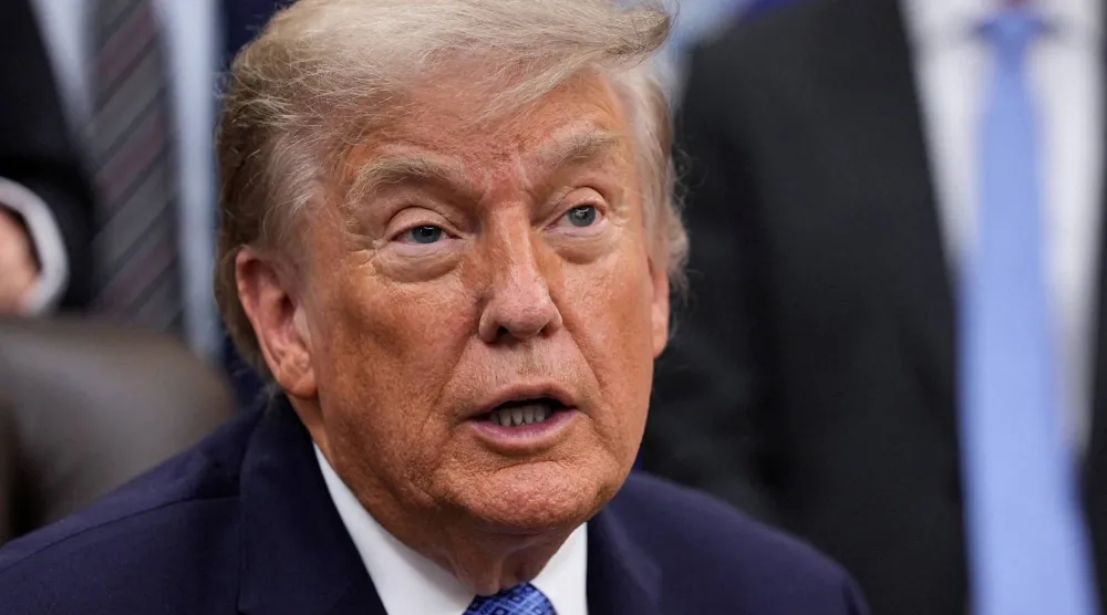 الرئيس الأميركي دونالد ترمب يلقي كلمة من داخل مكتبه في البيت الأبيض بالعاصمة واشنطن 26 يونيو 2026 (رويترز)