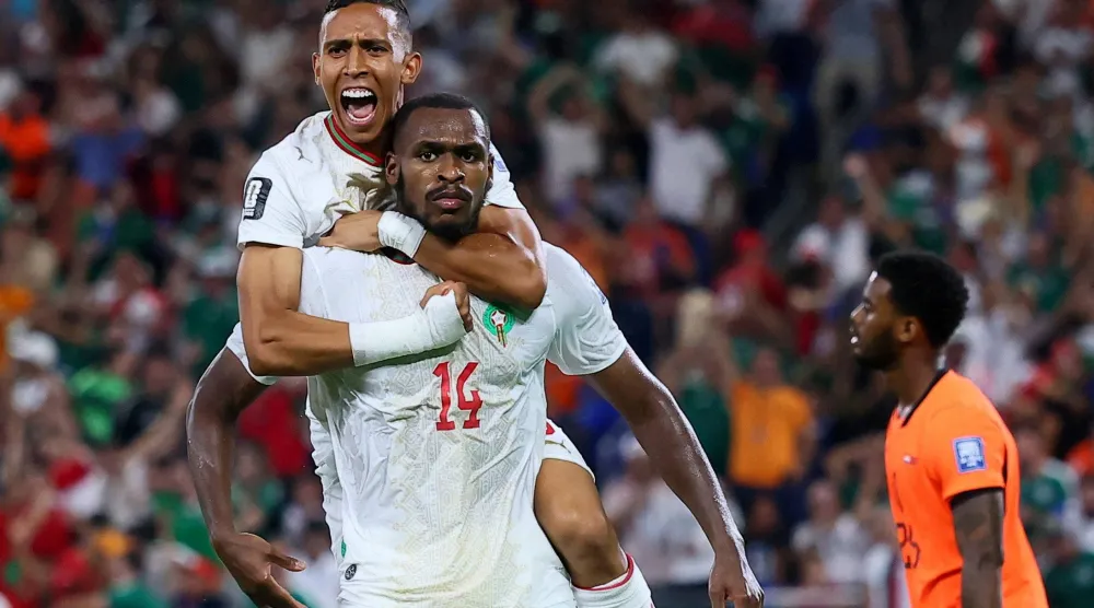 عيسى ديوب منح منتخب بلاده هدف تعادل قاتلاً (رويترز) 