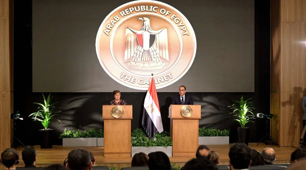 رئيس الوزراء المصري خلال مؤتمر صحافى مع مدير صندوق النقد بمقر الحكومة بالعاصمة الجديدة في نوفمبر 2024 (صفحة مجلس الوزراء على «فيسبوك»)