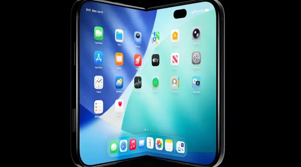 İlk katlanabilir iPhone'un adının iPhone Ultra olması bekleniyor (YouTube/AppleTrack)