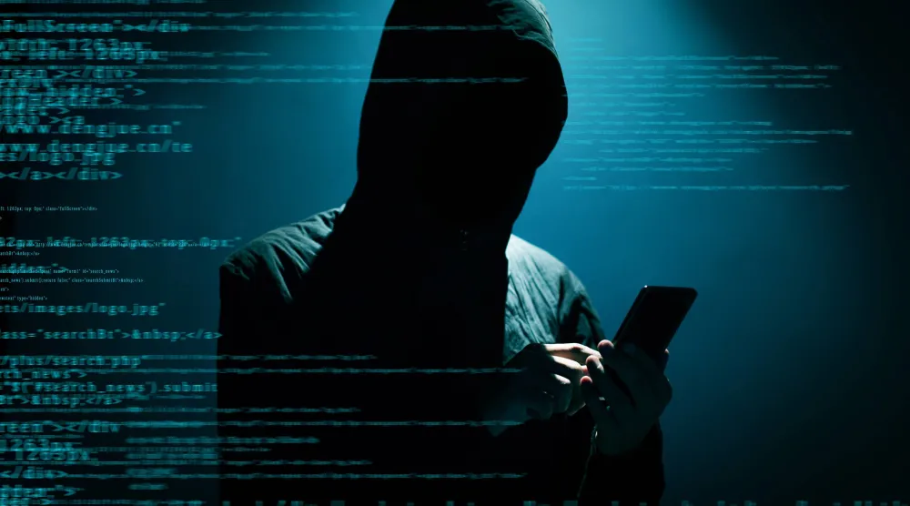 لم يعد الاحتيال الرقمي حوادث فردية بل تحول إلى منظومة اقتصادية عالمية تتسارع مع التحول الرقمي والذكاء الاصطناعي (غيتي)