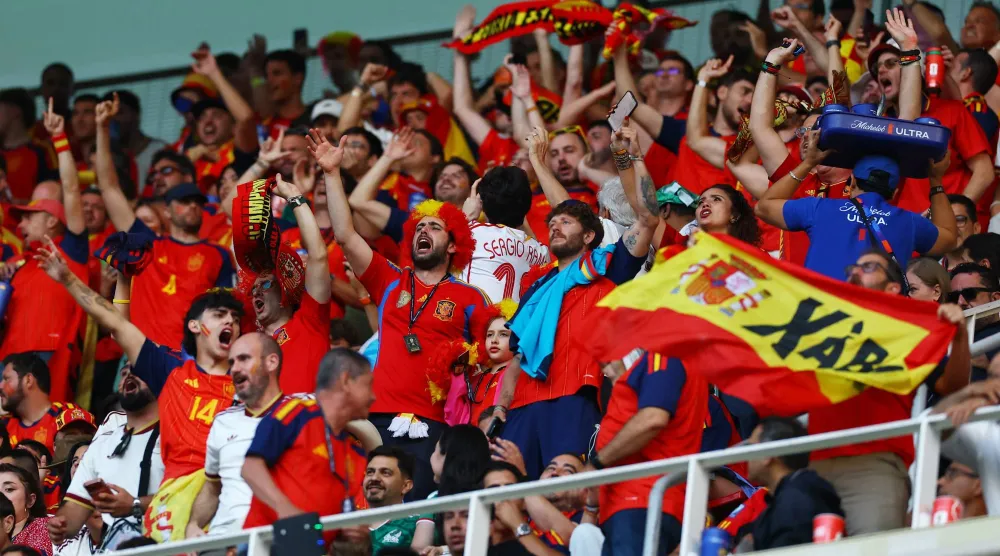 السبب في غياب منتخب كاتالوني رسمي يعود إلى رفض الدولة الإسبانية الاعتراف به (رويترز)