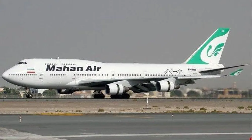 صورة متداولة للطائرة الإيرانية في مطار صنعاء الخاضع للحوثيين (إكس)