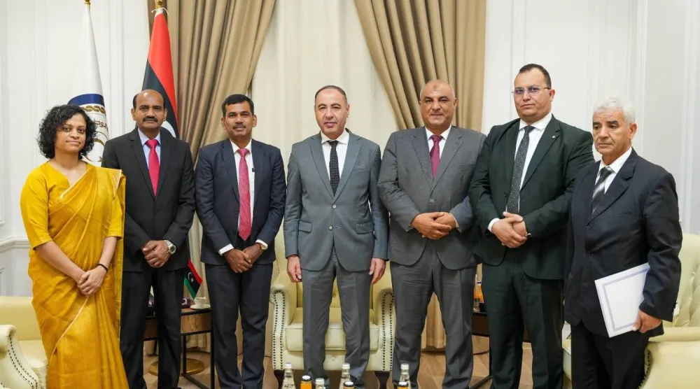الباعور مستقبلاً مانيكوم وكيل وزارة الشؤون الخارجية المساعد لشؤون غرب آسيا وشمال أفريقيا بالهند يونيو الماضي (وزارة الخارجية بالوحدة)