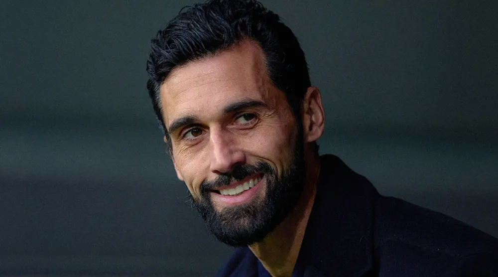 ألفارو أربيلوا سيخوض تجربة جديدة بعد قيادته ريال مدريد (موقع فولهام الإنجليزي) 