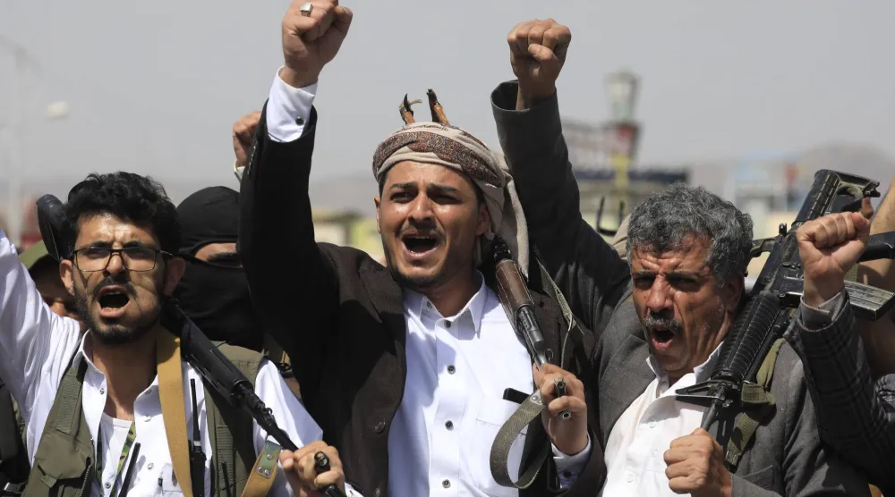 الجماعة الحوثية كثَّفت الأنشطة التعبوية في المناطق الخاضعة لها (إ.ب.أ)