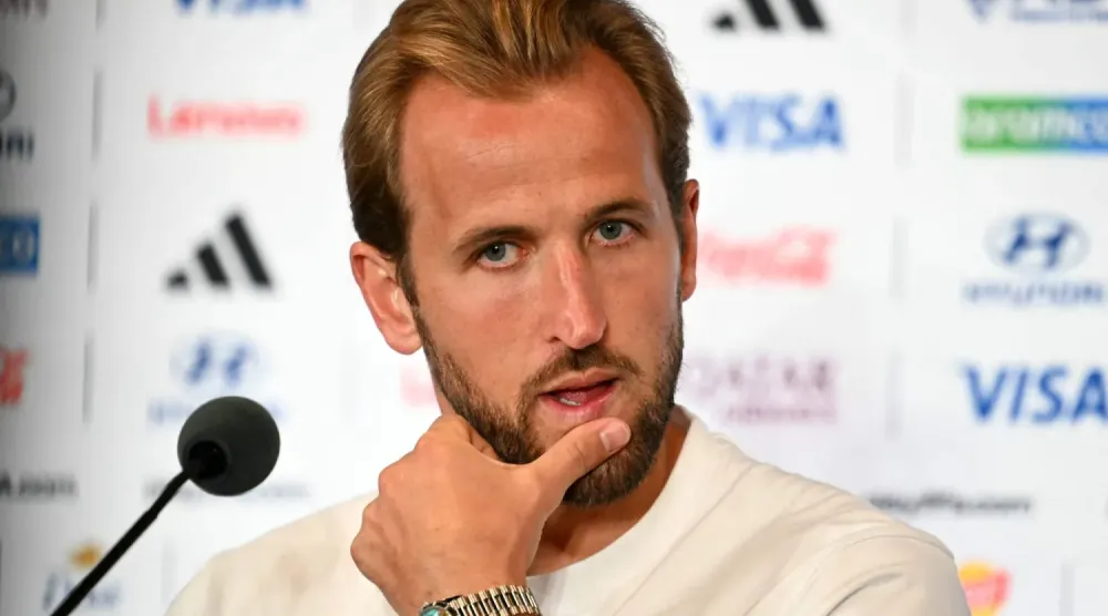 Harry Kane, maç öncesi düzenlenen basın toplantısında (AFP)