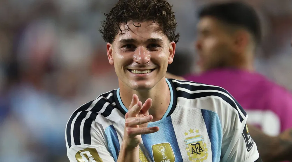 خوليان ألفاريز نجم منتخب الأرجنتين (أ.ف.ب) 