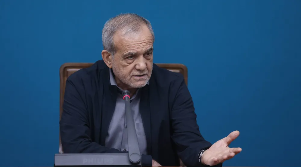بزشكيان يترأس اللجنة العليا لـ«الثورة الثقافية» الخاضعة لمكتب المرشد الإيراني الخميس (الرئاسة الإيرانية)