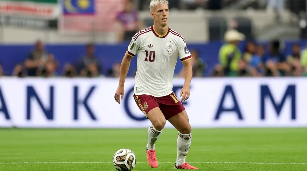 داني أولمو نجم وسط برشلونة ومنتخب إسبانيا (أ.ف.ب)