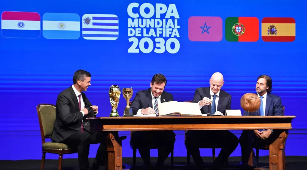نهائي كأس العالم 2030 سيحظى بتنافس كبير بين المغرب وإسبانيا (رويترز)