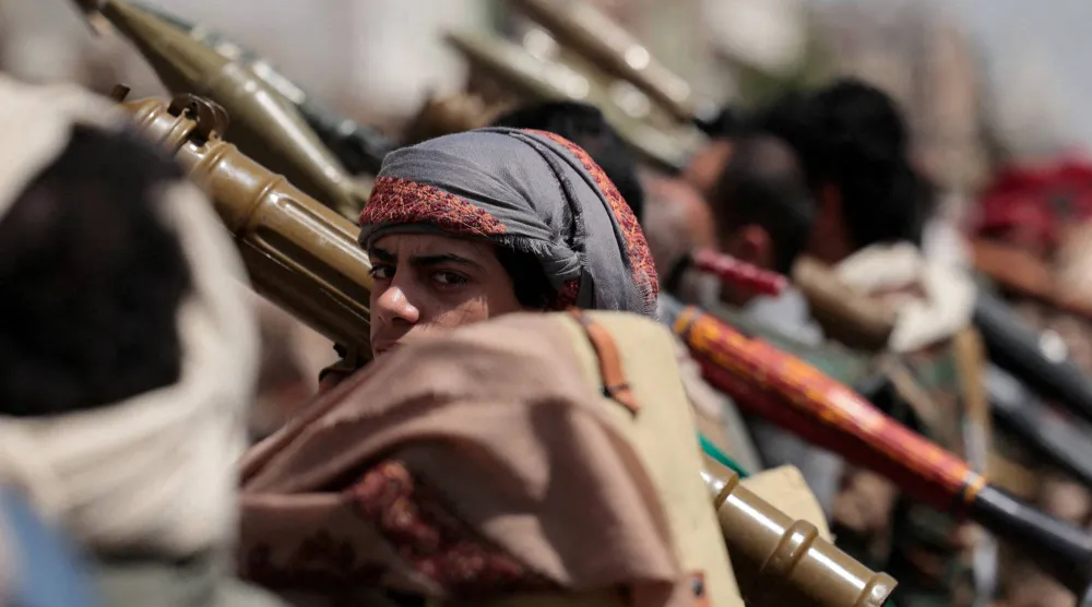 الحوثيون يواصلون التعبئة والحشد ضمن مساعيهم إلى نسف التهدئة في اليمن (رويترز)