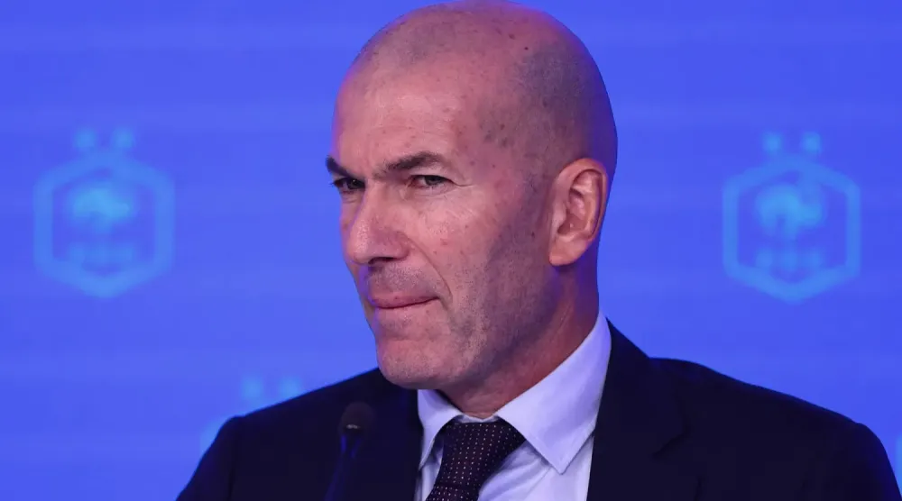  Zinedine Zidane, 2021’de Real Madrid’den ayrılmasının ardından teknik direktörlüğe geri dönüyor. (Reuters)