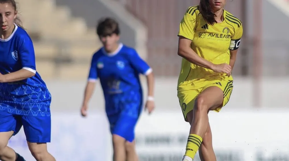 أندريا فاريا قائدة سيدات النصر خلال مباراة الهلال السوري الماضية (موقع النادي)
