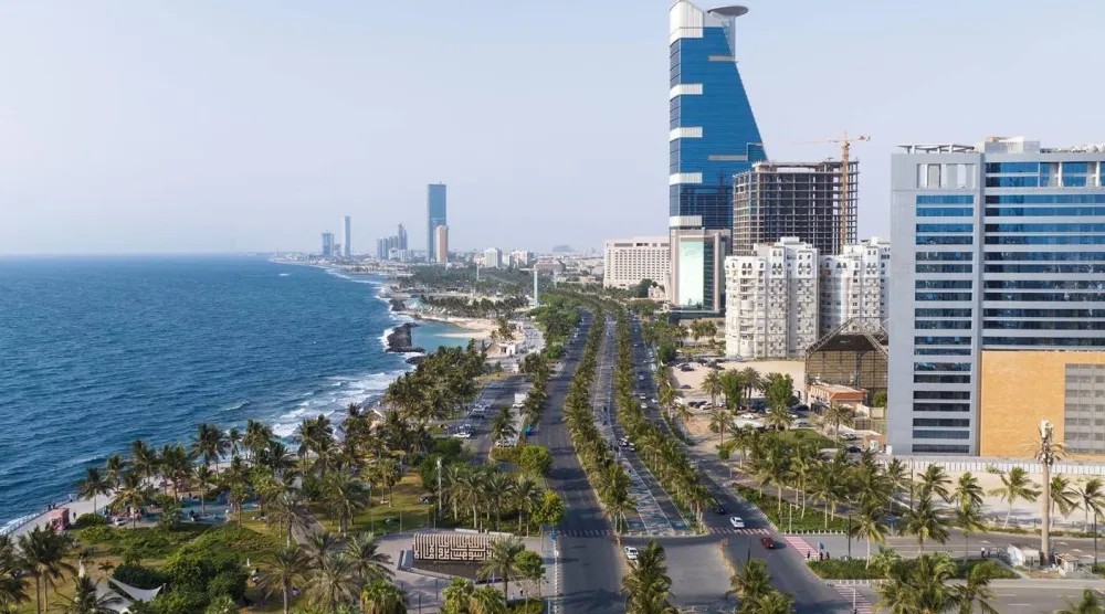 تؤكد استضافة المملكة للأولمبياد أهمية الاستثمار في المواهب وإتاحة بيئة عالمية أمام الطلبة (واس)