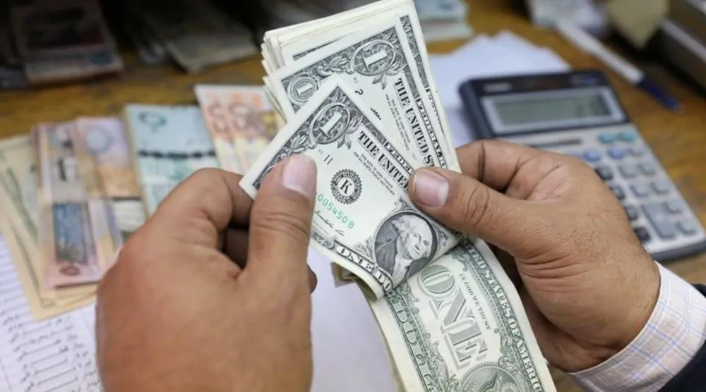 تعتبر الحكومة تقرير «الصندوق» شهادة على الأداء الاقتصادي (رويترز)