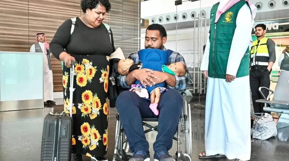 ذوو التوأم الملتصق الفيجي ثمَّنوا استجابة السعودية السريعة التي طوّقت طفلتيهما بالرعاية والاهتمام (واس)