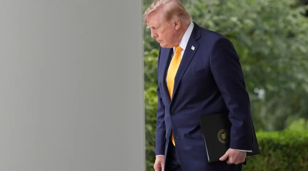ABD Başkanı'nın UFO'ları araştırma çabalarına rağmen Trump'ın UFO danışmanına göre, uzaylılar Beyaz Saray'da kimin oturduğuyla ilgilenmez (AP)