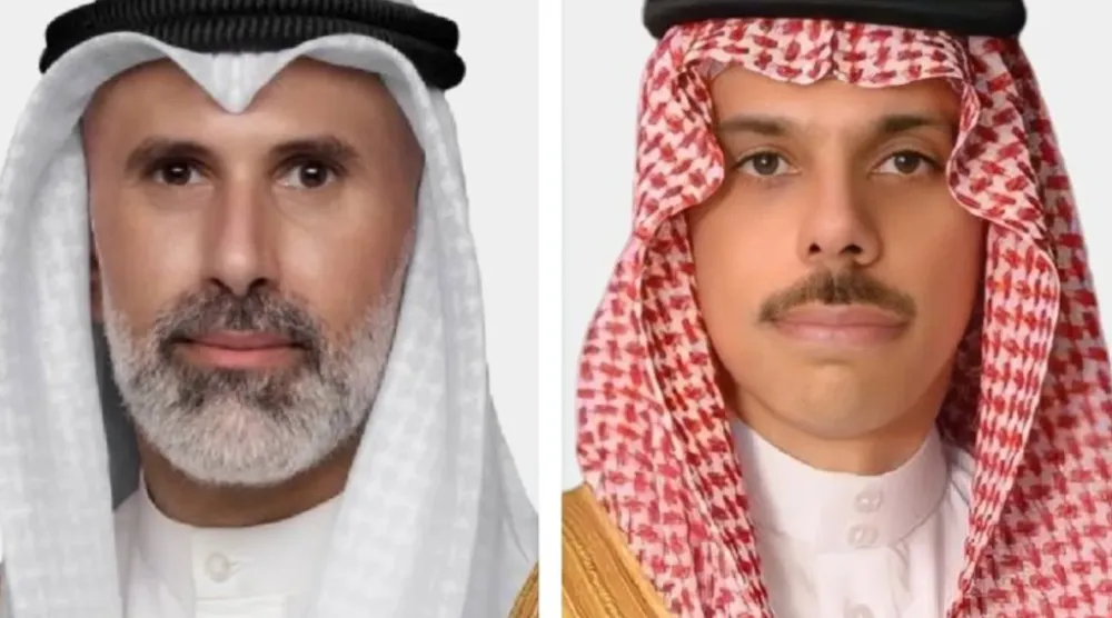 الأمير فيصل بن فرحان والشيخ جراح الصباح (الشرق الأوسط)