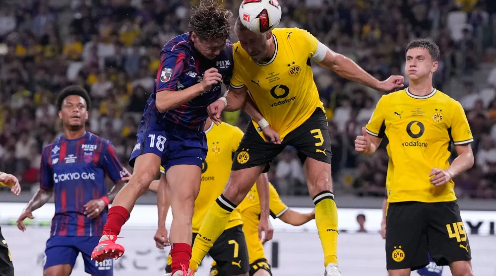 بوروسيا دورتموند هزم إف سي طوكيو ودياً (أ.ب)