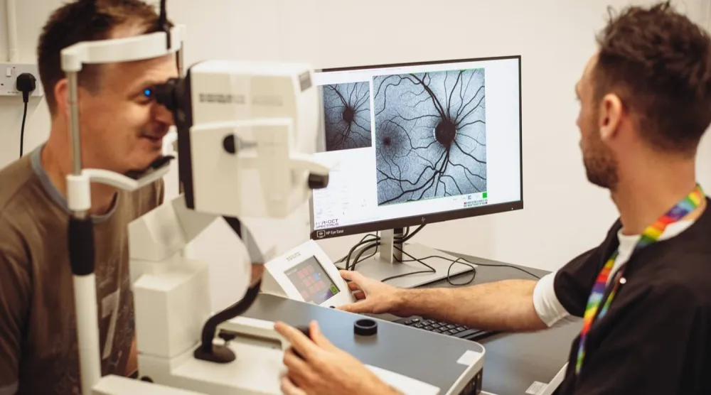 الغلوكوما غالباً ما ترتبط بارتفاع ضغط العين (جامعة غلوسترشير)