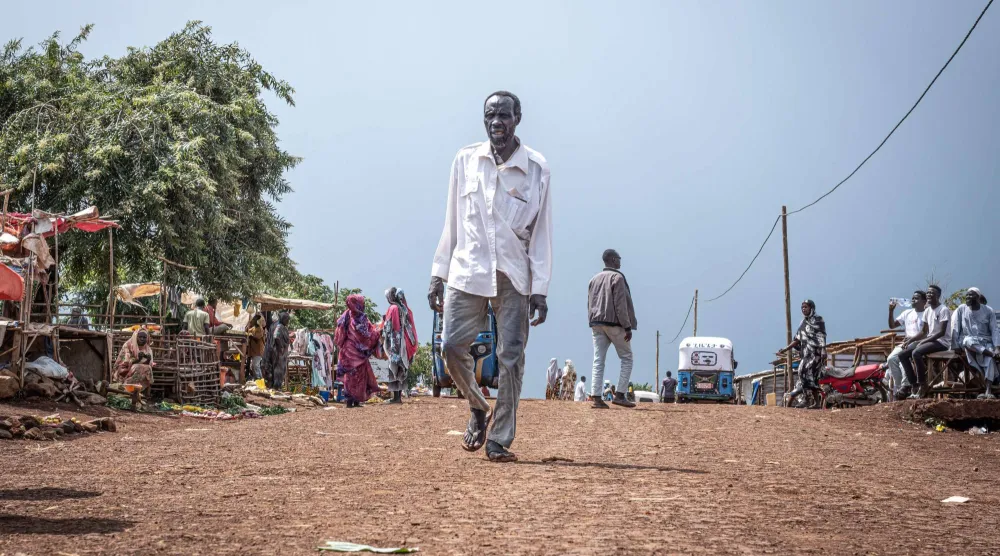 لاجئ سوداني في مخيم أورا للاجئين في منطقة أسوسا بمنطقة بني شنقول - جوموز في إثيوبيا (أ.ف.ب)