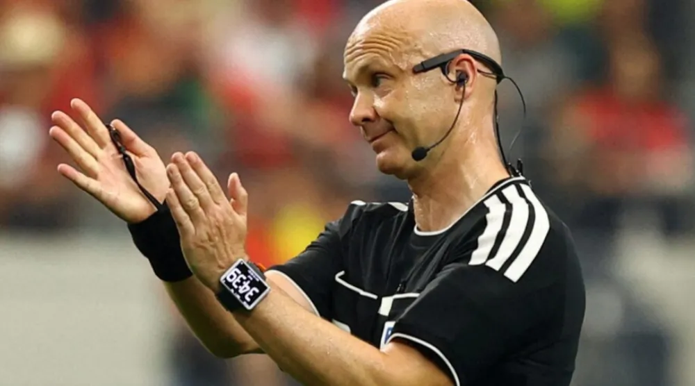 FIFA World Cup 2026 - Round of 16 - Portugal v Spain - Dallas Stadium, Arlington, Texas, US - July 6, 2026 Referee Anthony Taylor reacts REUTERS/Kai Pfaffenbach/File Photo