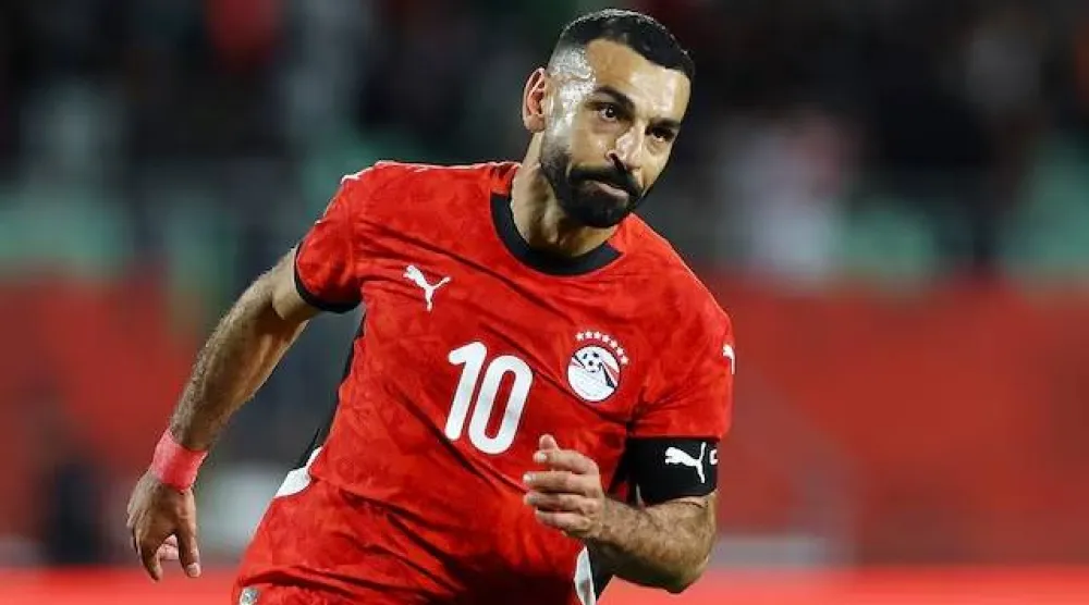 محمد صلاح قائد منتخب مصر (رويترز)