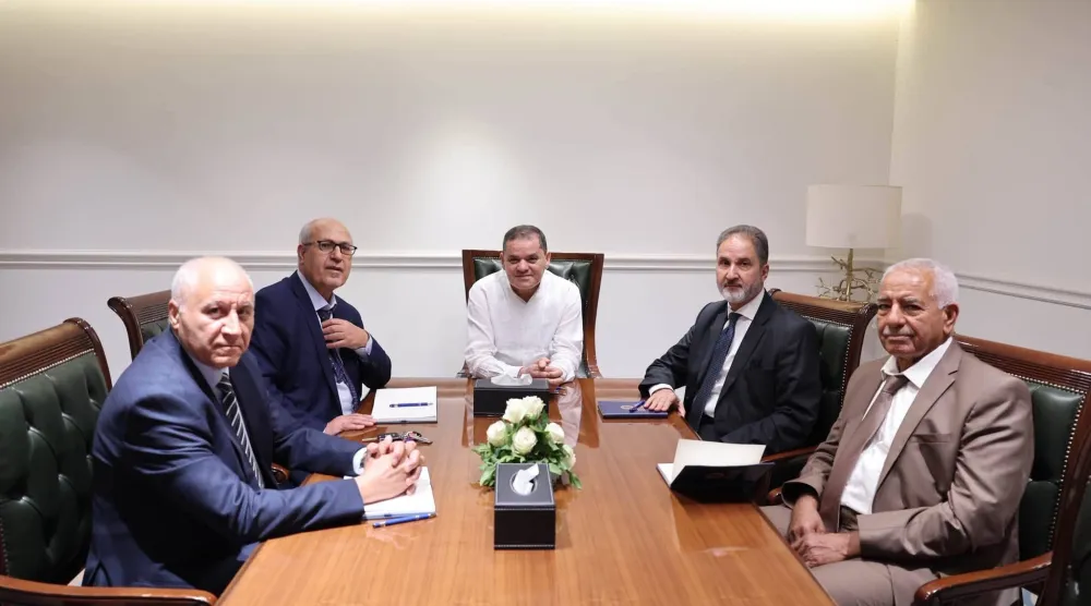 الدبيبة خلال اجتماع مع مجلس التخصصات الطبية الليبي في طرابلس الثلاثاء (مكتب الدبيبة)